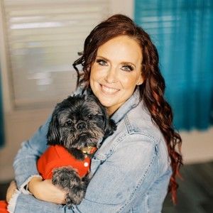 Meet your Posher, Monica